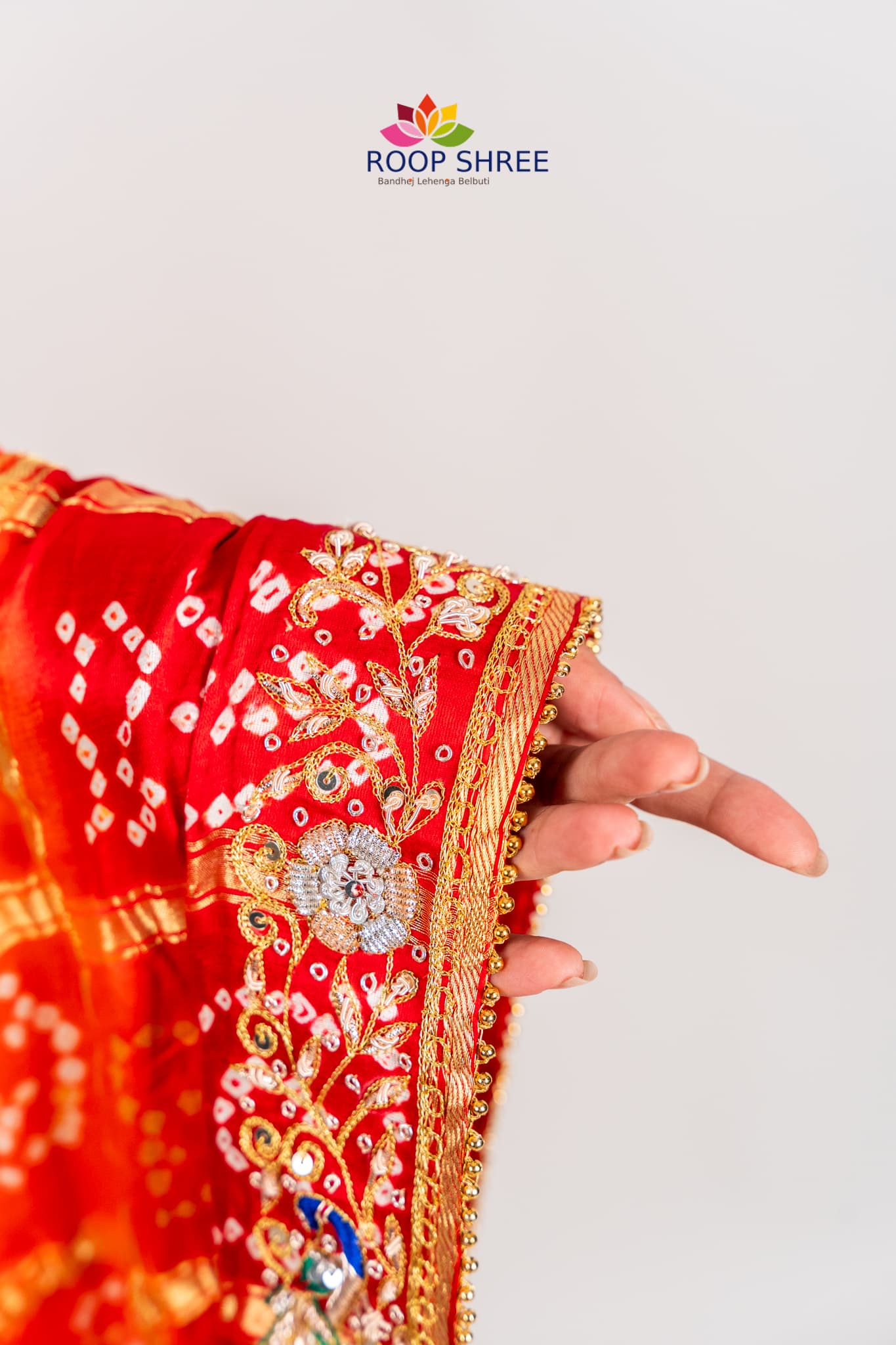 Regal Elegance Gajji Silk Ghatchola Dupatta with Zardozi Accents