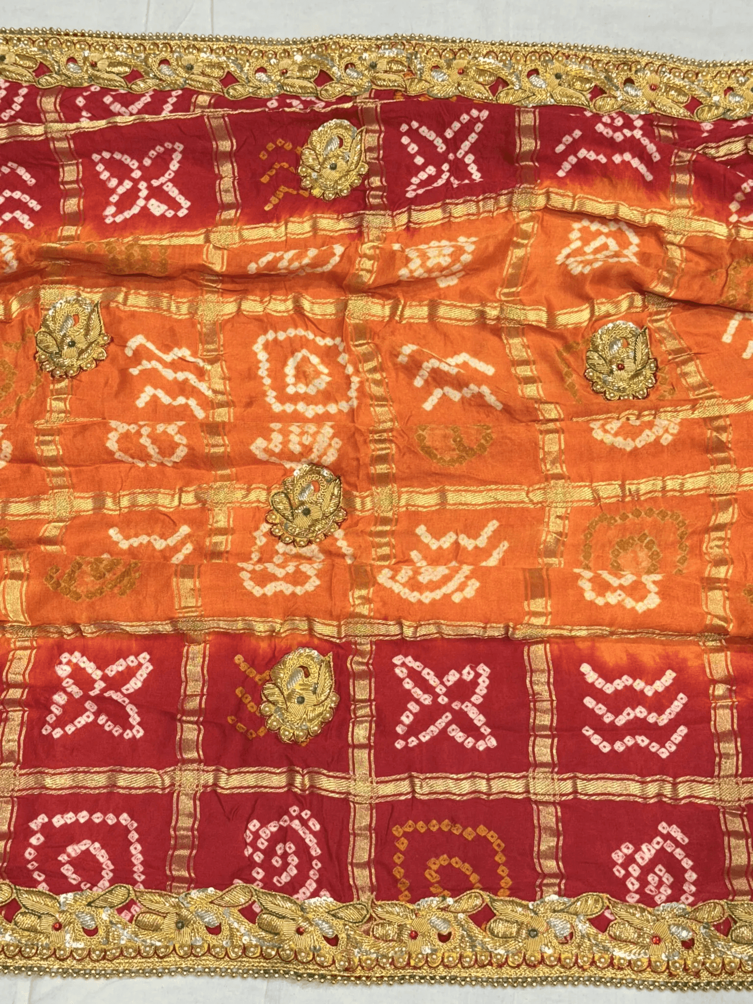 Gajji Silk Stone Line Zardoji Belbuti Peela