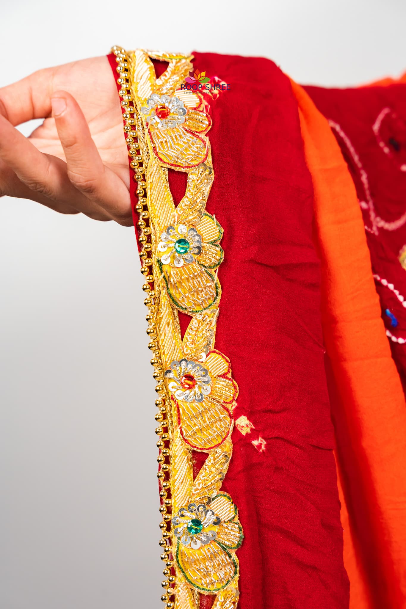Mandawa Bandhej Do Paat Peela Laddugopal