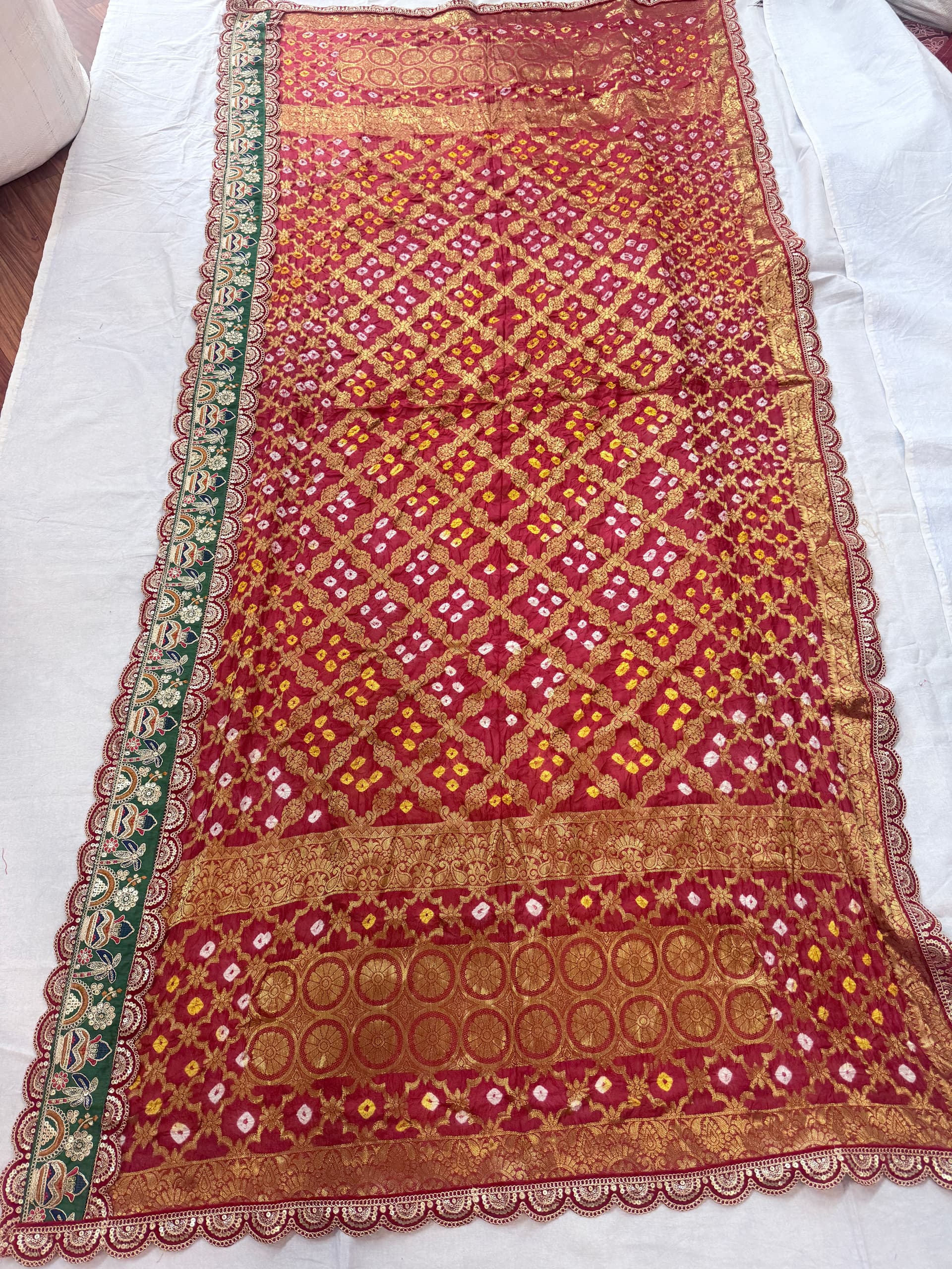 Banarasi Dupatta with Sada Kalash Lace
