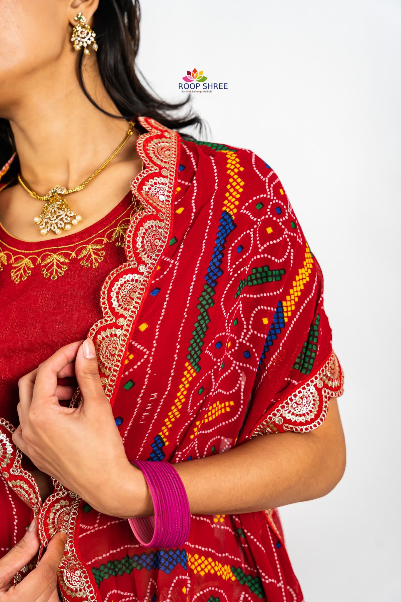 Georgette chunri Shrug With Red Border