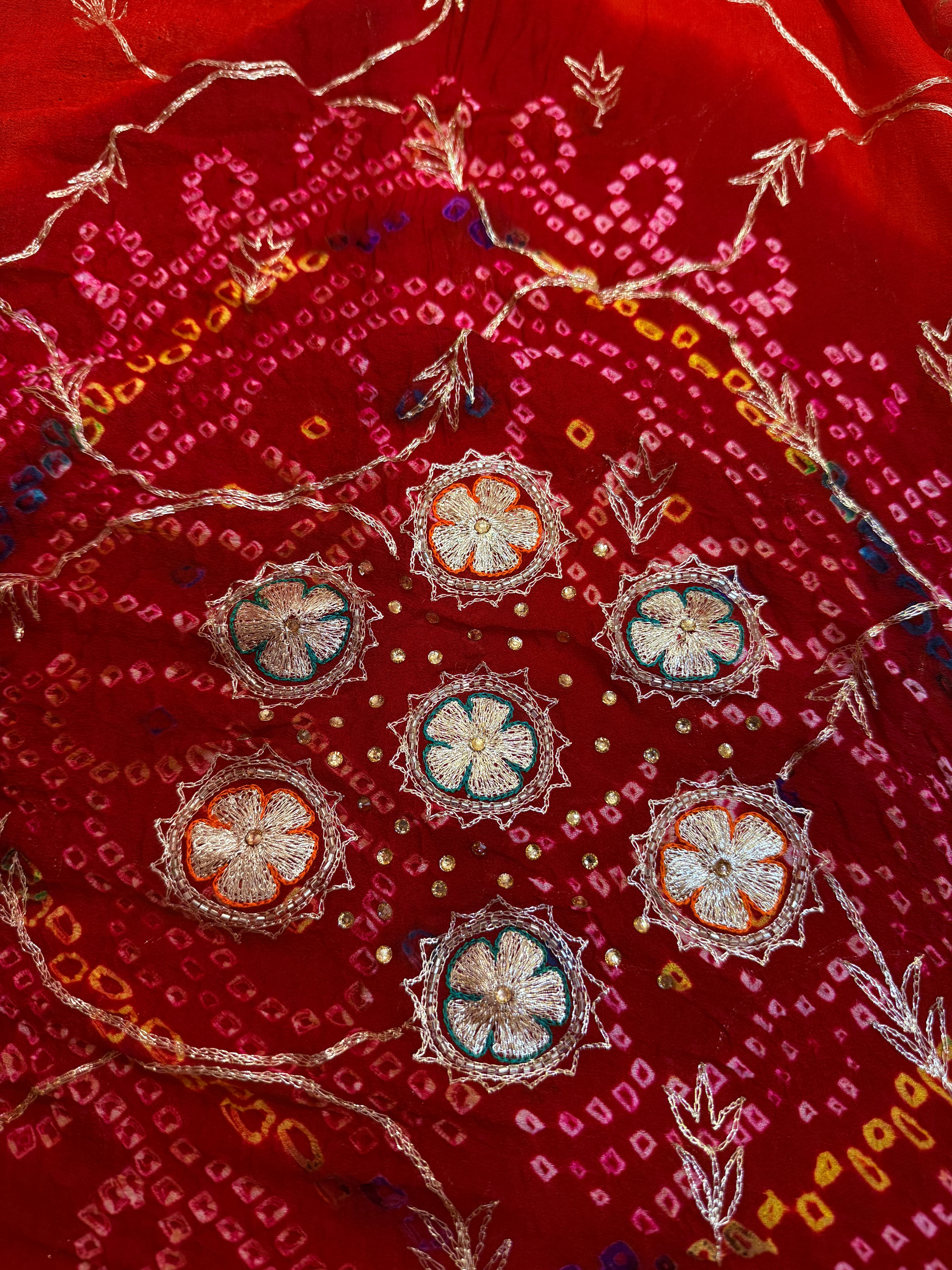 Jaal Peela Chunri With Pittan Work