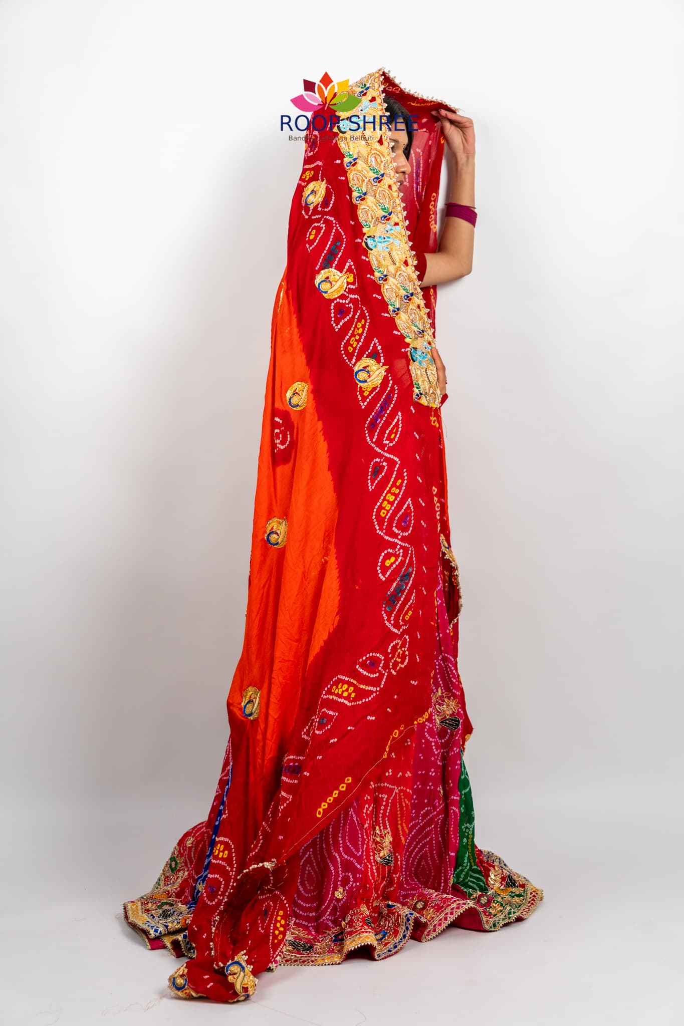 Ek Paat Sikar Bandhej Design Peela