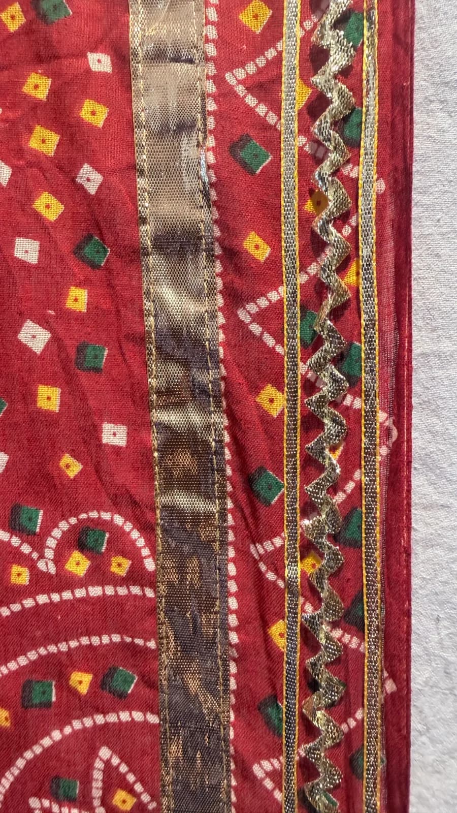 Cotton Dupatta with Kachi Gotapatti Work
