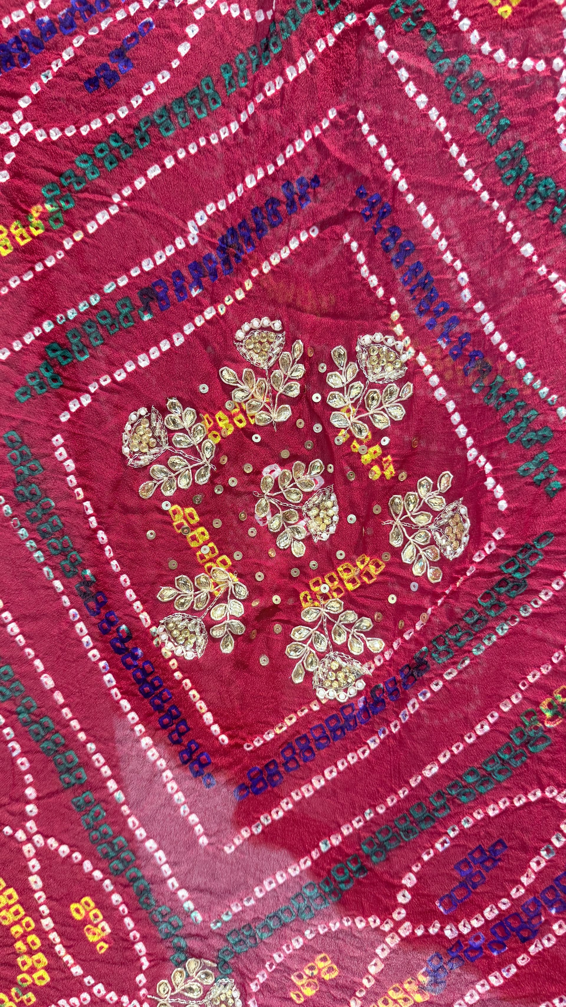 Heritage ek Paat Chunri Peela