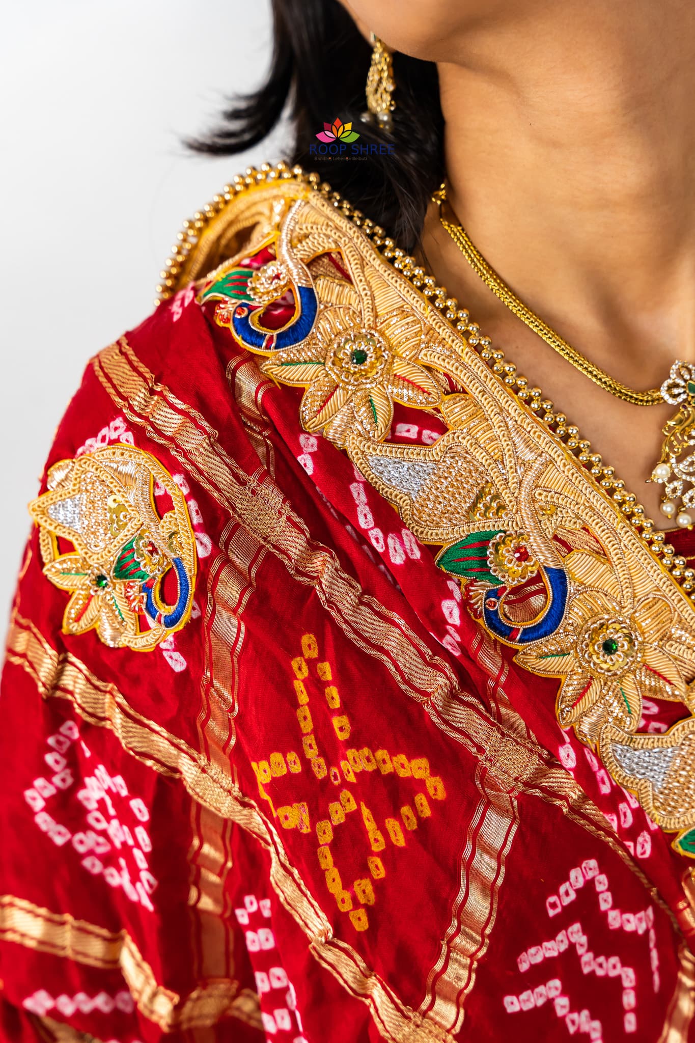 Gajji Silk Peacock design Chunri