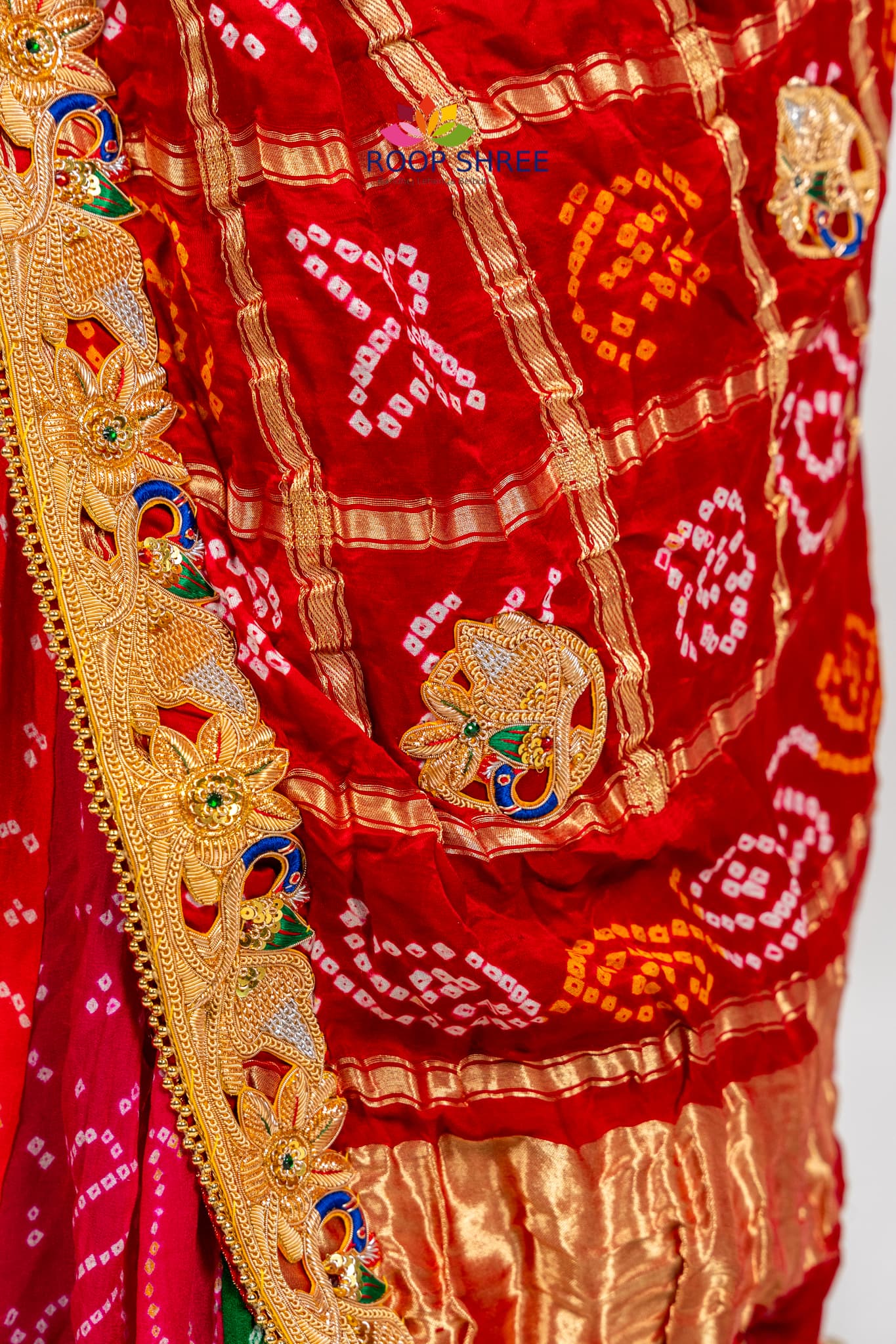 Gajji Silk Peacock design Chunri