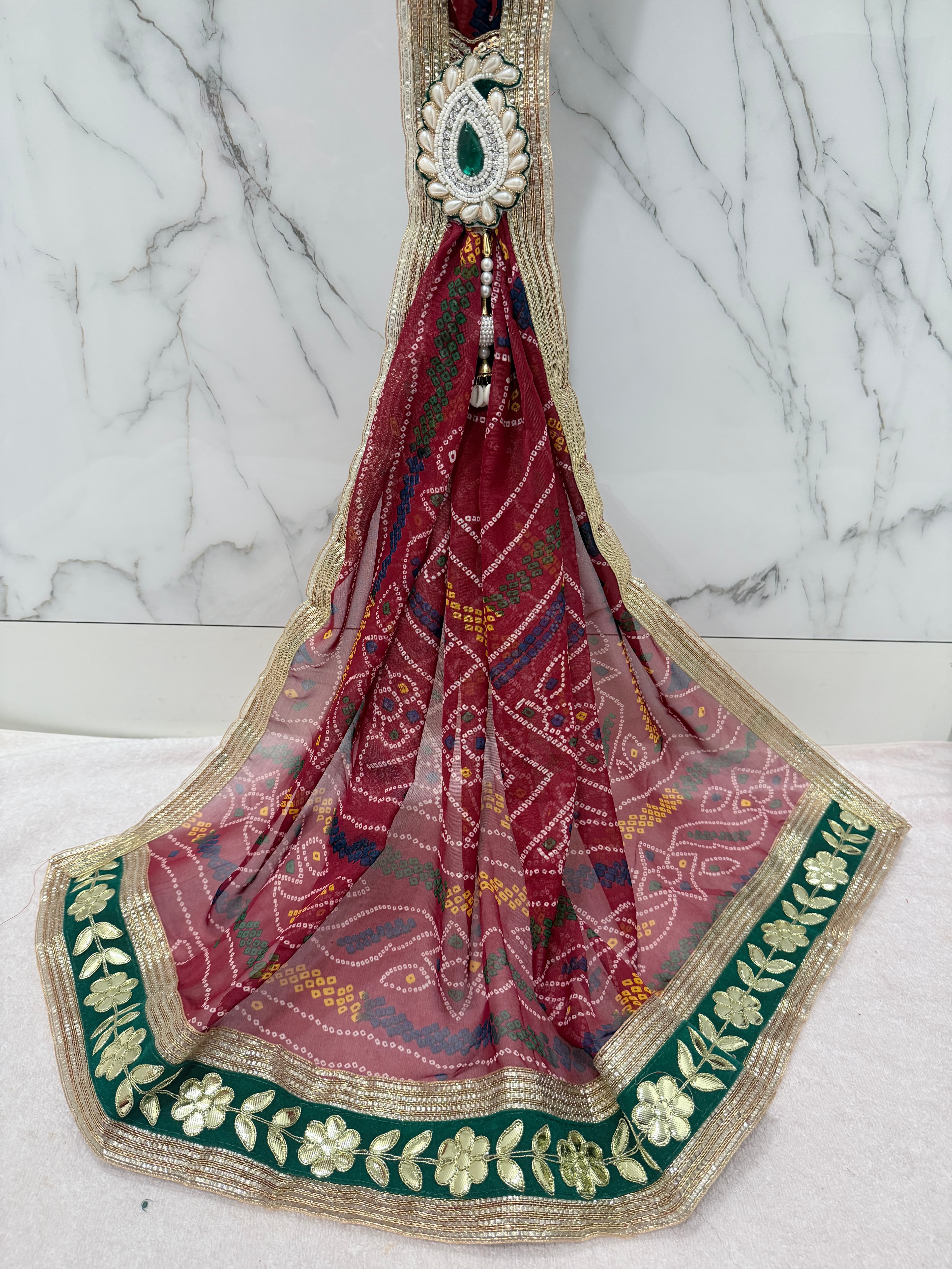 Renial Chunri brooch with kairi bura